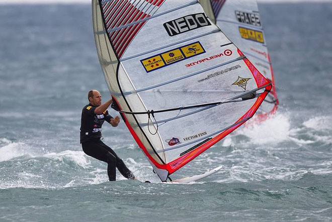 Catch that boom - PWA World Cup Catalunya Costa Brava 2011-12 ©  John Carter / PWA http://www.pwaworldtour.com